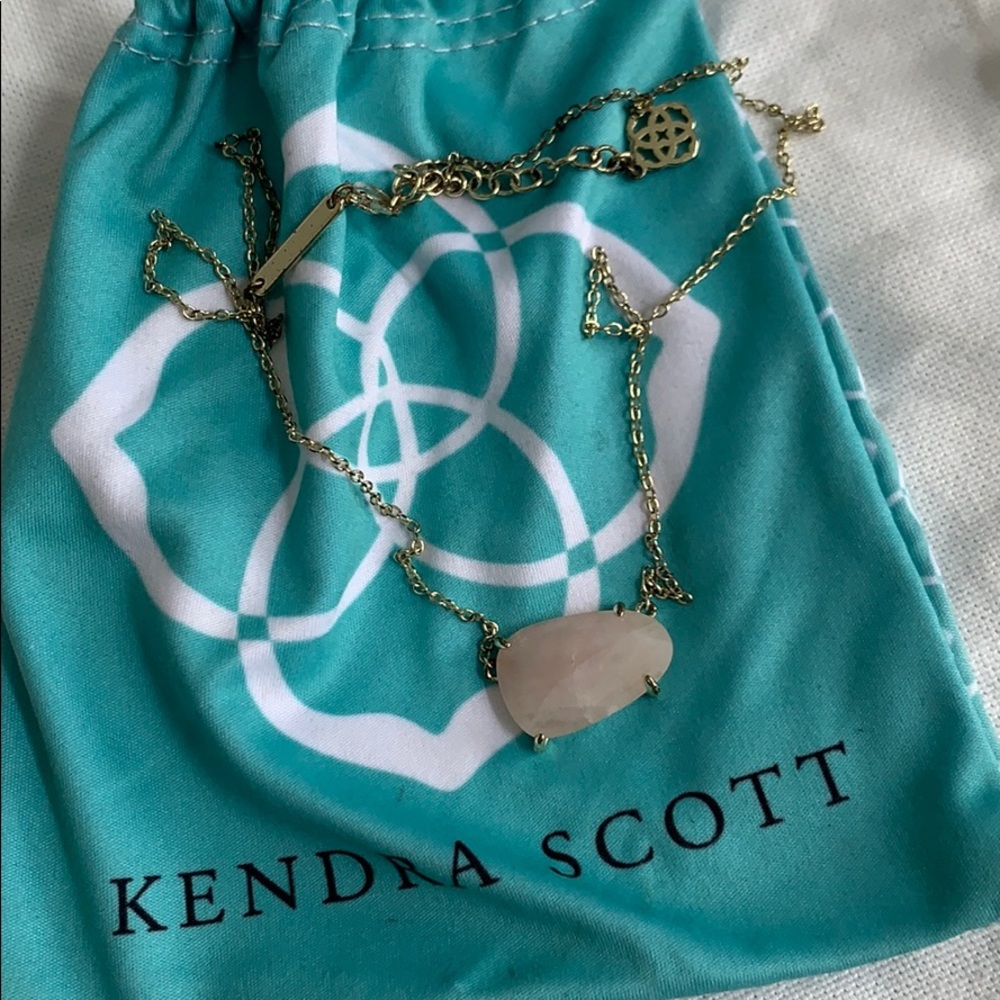 Kendra Scott Necklace